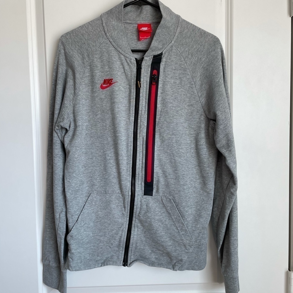 Nike Sweater
